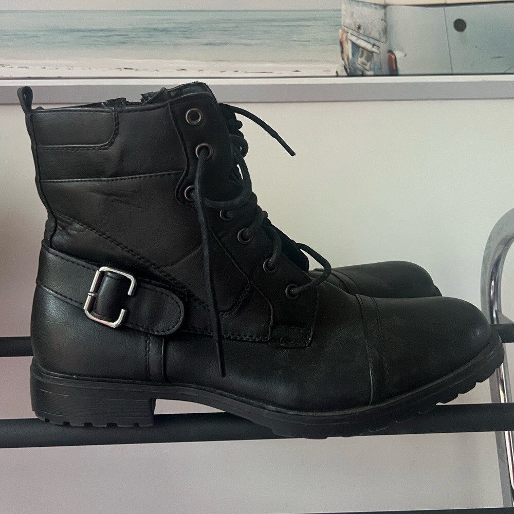 Nevada combat boots leather lace up winter fall moto biker black silver classy